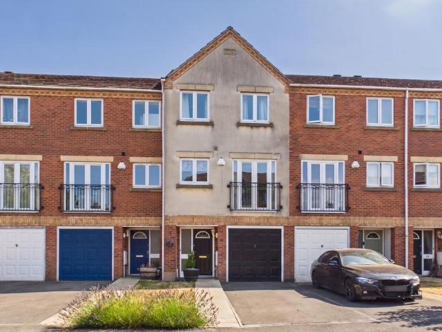 House for sale in East Midlands