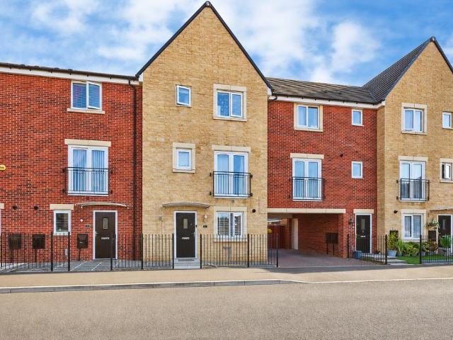 House for sale in Hampton Gardens, Peterborough