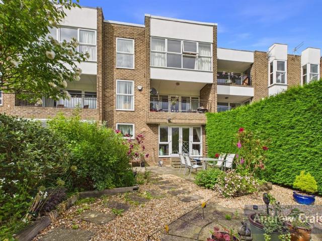 House for sale in Cowgate, Kenton