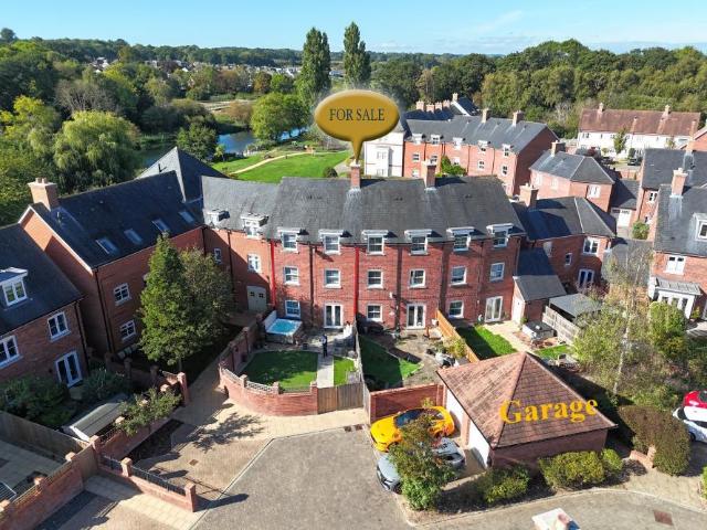 House for sale in Leigh Park, Wimborne Minster