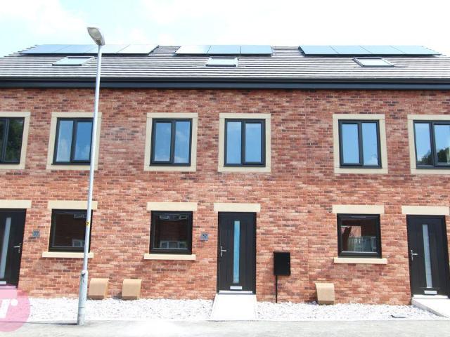 House for sale in Burnedge, Greater Manchester