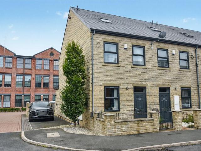 House for sale in West Yorkshire