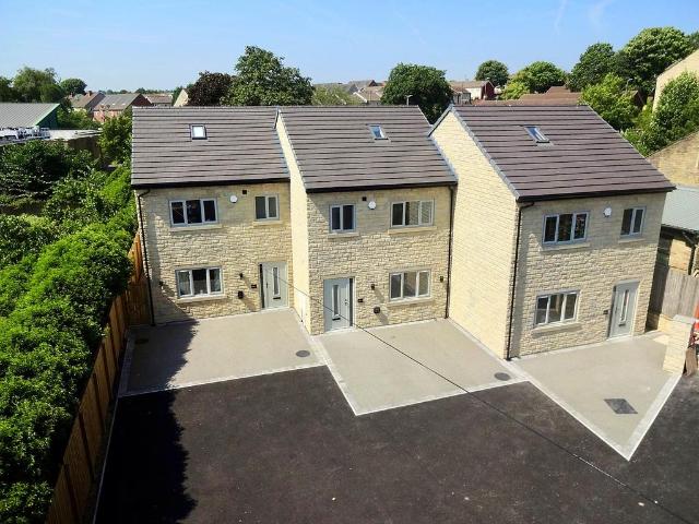 House for sale in Fountainhead, West Yorkshire