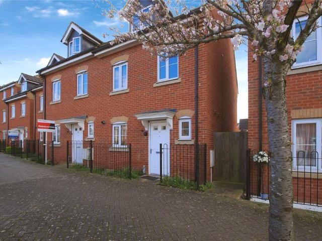 House for sale in Hampton Hargate, Peterborough