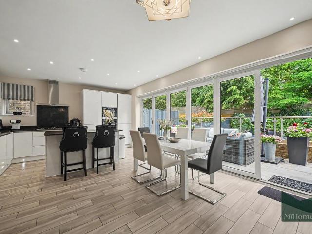 House for sale in Southgate, Oakwood