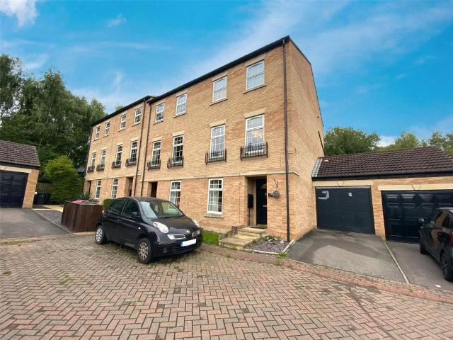 House for sale in Catcliffe, South Yorkshire