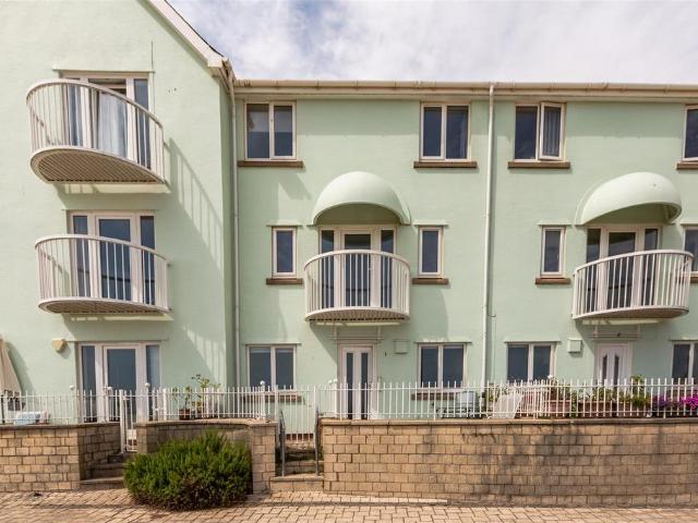 House for sale in Nangreaves, Wales