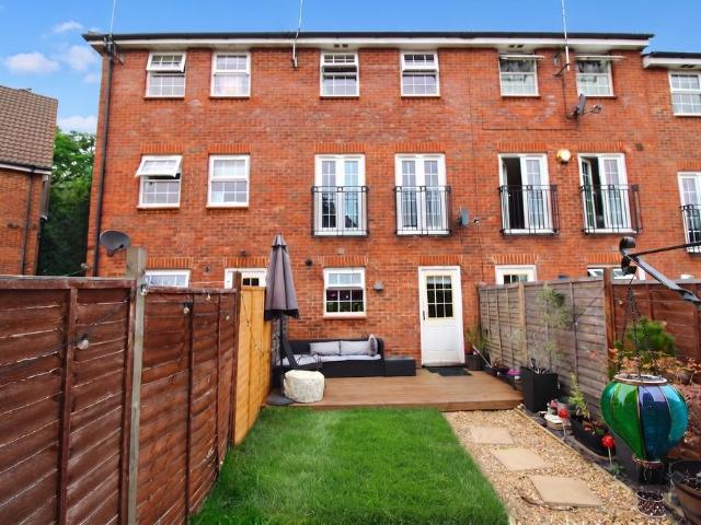 House for sale in Great Ashby, King's Walden