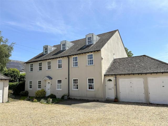 House for sale in Chichester, Littlecote