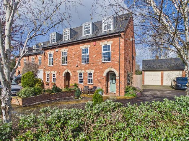 House for sale in Pamington, Gloucestershire