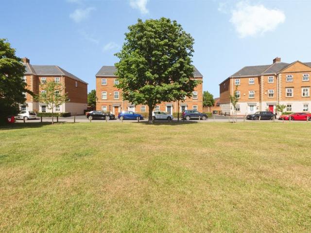 House for sale in Shirley, West Midlands