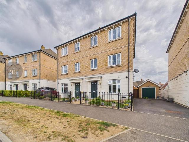 House for sale in Bedingfield, Suffolk
