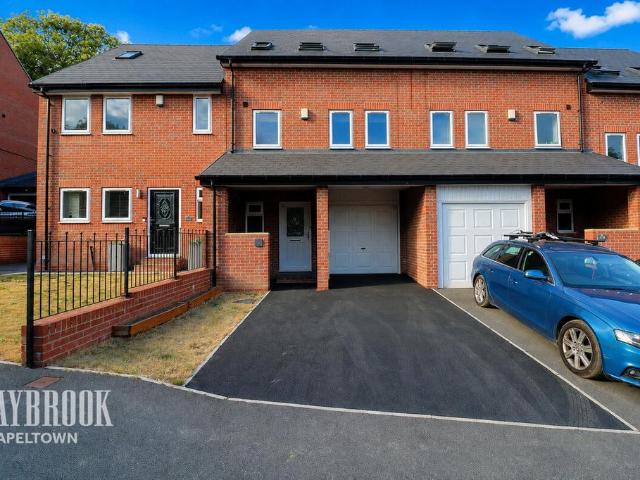 House for sale in Blackburn, South Yorkshire
