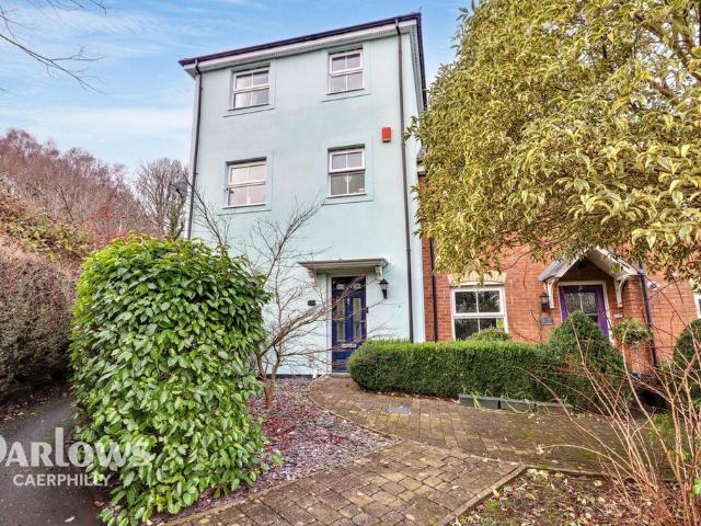 House for sale in Tredomen, Cefn Fforest