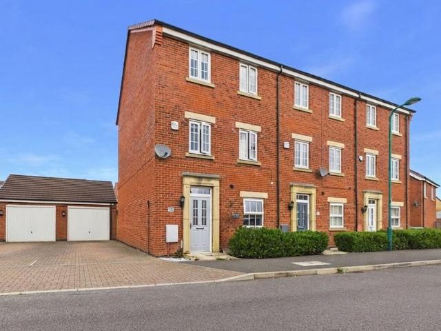 House for sale in Cardea, Peterborough