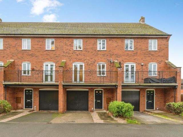 House for sale in Fazeley, Boley Park