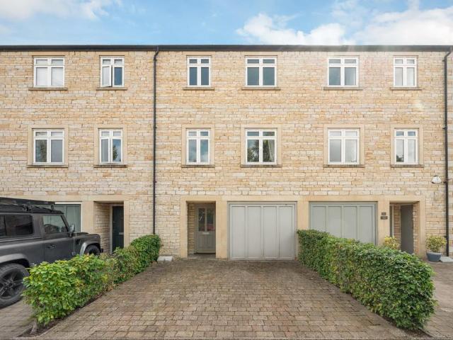 House for sale in Baron St Martin, Barholm