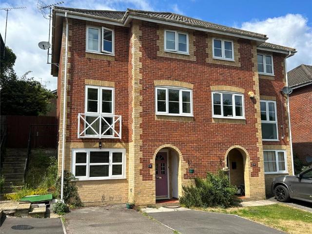 House for sale in Burghfield Common, West Berkshire