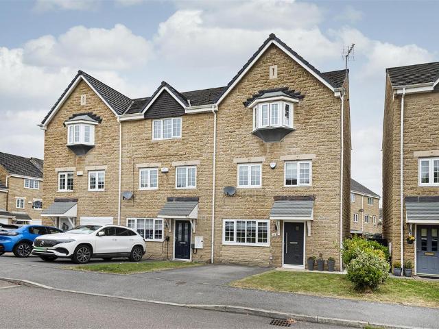 House for sale in Lascelles Hall, Kirkburton