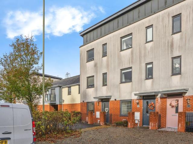 House for sale in Newlands, Hampshire