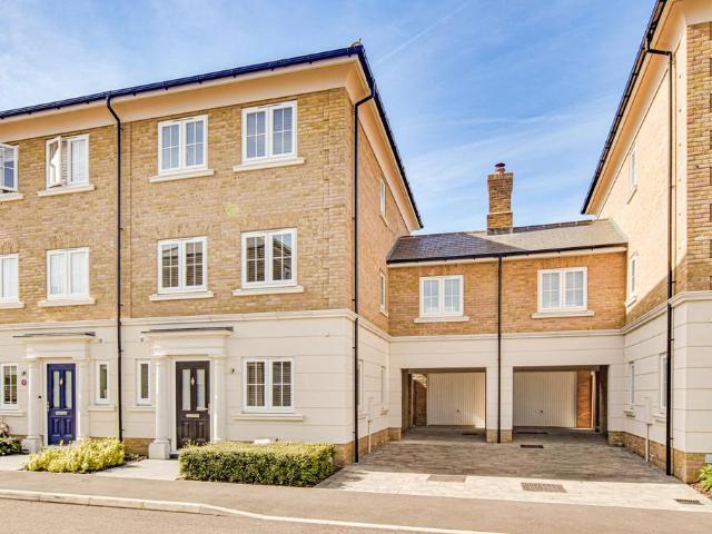 House for sale in Duton Hill, Essex