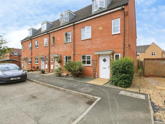 House for sale in Yaxley, Huntingdon