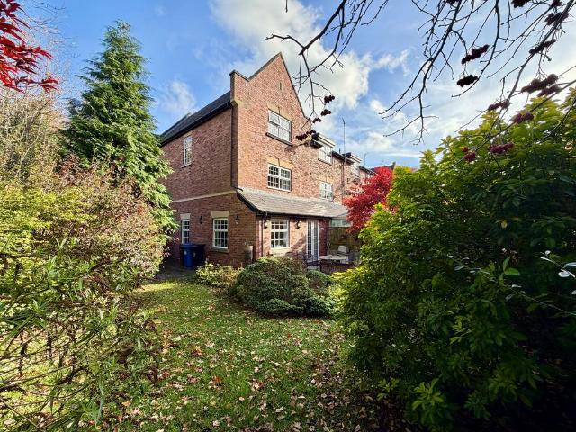 House for sale in Cheadle, Greater Manchester