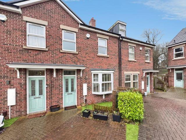 House for sale in Winlaton, Tyne And Wear