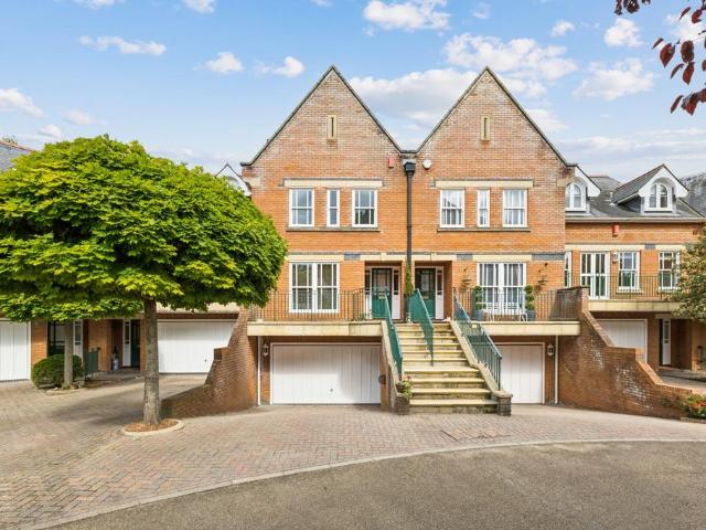 House for sale in Row Town, Surrey