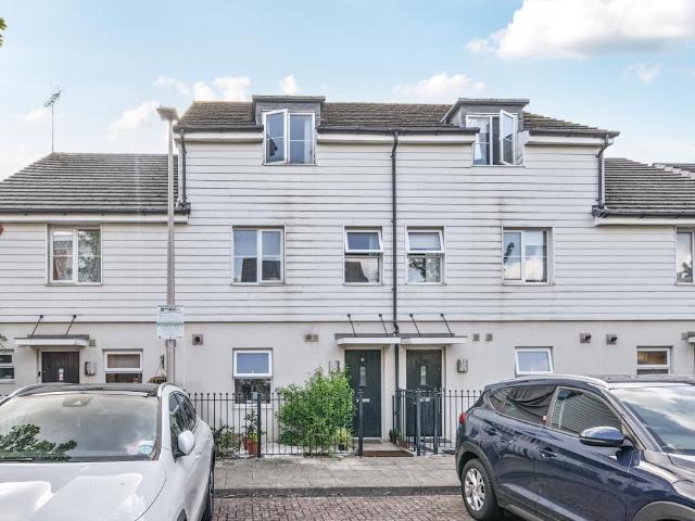 House for sale in Whitley, Reading