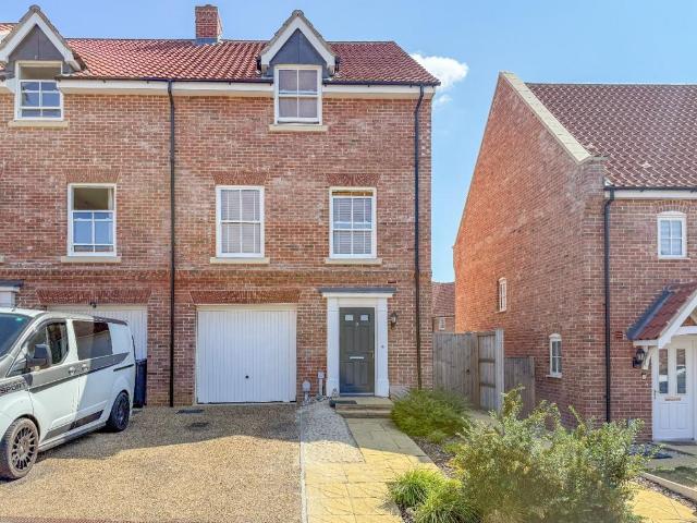 House for sale in Hunstanton, Brookville