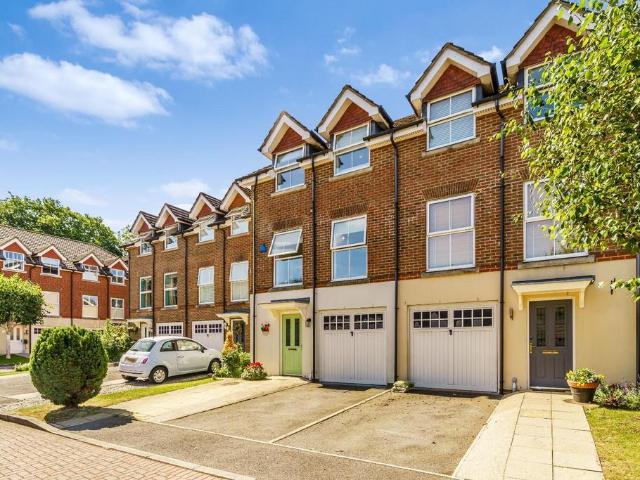 House for sale in Red Hill, Surrey