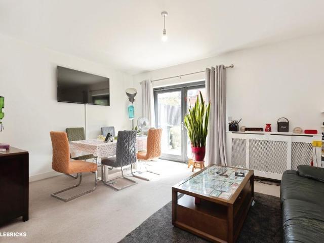 House for sale in Kings Barton, Gloucester