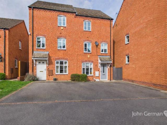 House for sale in Elmfield, Leicestershire