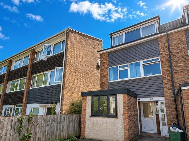 House for sale in Greater London