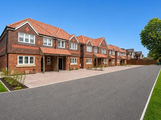 House for sale in Westfield, Woking