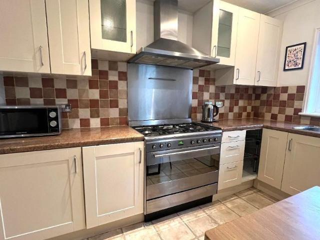 House for sale in Furzedown, Greater London