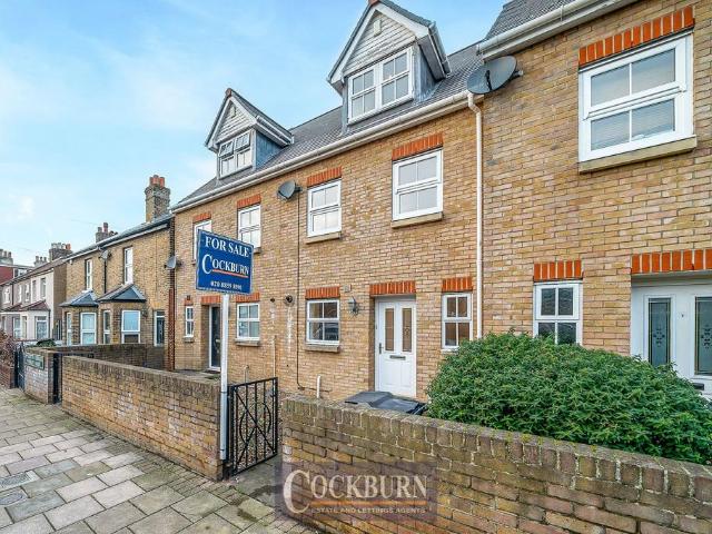 House for sale in London Borough of Bromley, Greater London