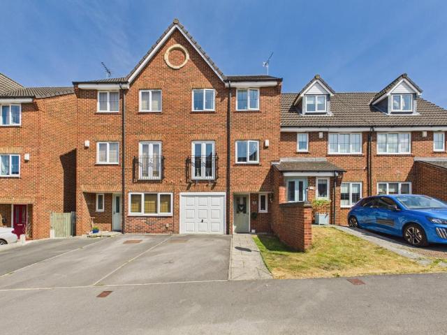 House for sale in Pontefract, West Yorkshire