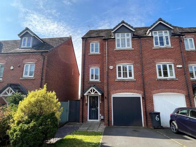 House for sale in Newtonmoor, Tameside