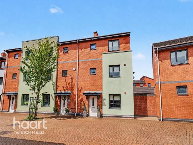House for sale in Lichfield, Boley Park