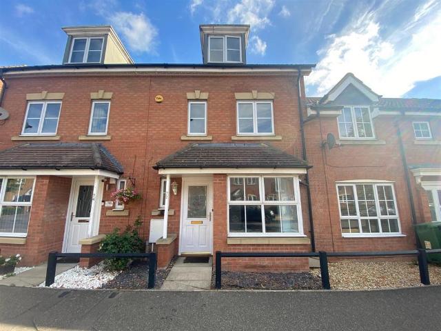 House for sale in Hampton Hargate, Peterborough