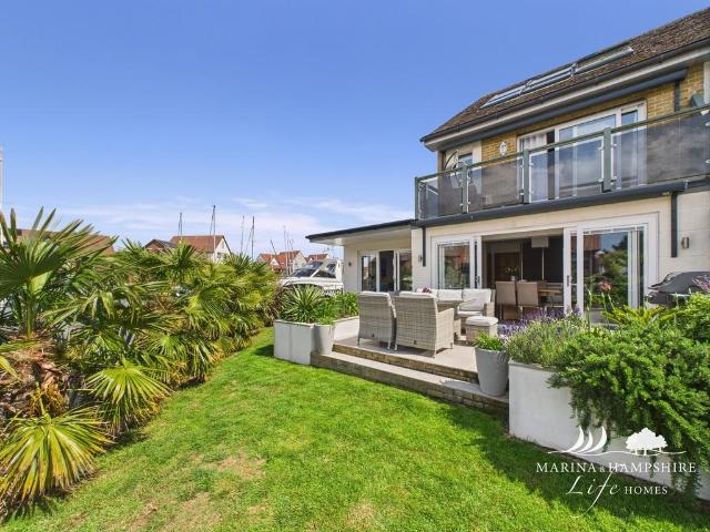 House for sale in Port Solent, City Of Portsmouth