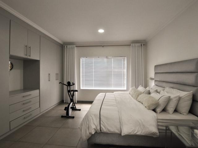 Townhouse for sale in Nooitgedacht, Gauteng
