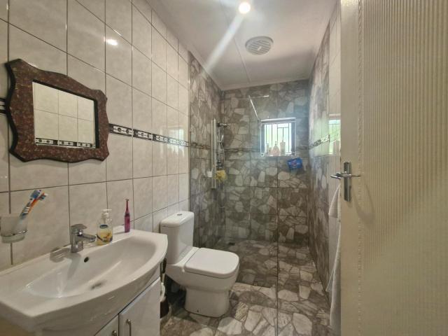 Townhouse for sale in Durban North, Kwazulu-natal