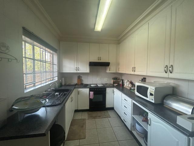 Townhouse for sale in Vosloorus, Gauteng