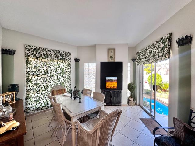 Townhouse for sale in Vosloorus, Gauteng