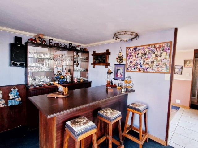 Townhouse for sale in Vosloorus, Gauteng