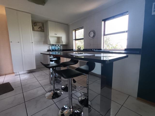 Townhouse for sale in Vosloorus, Gauteng