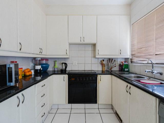 Townhouse for sale in Vosloorus, Gauteng